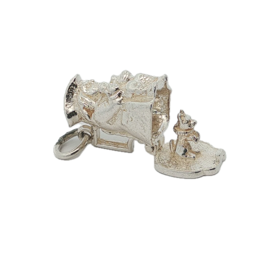 Vintage English Nuvo Opening Toby Jug Dog Charm