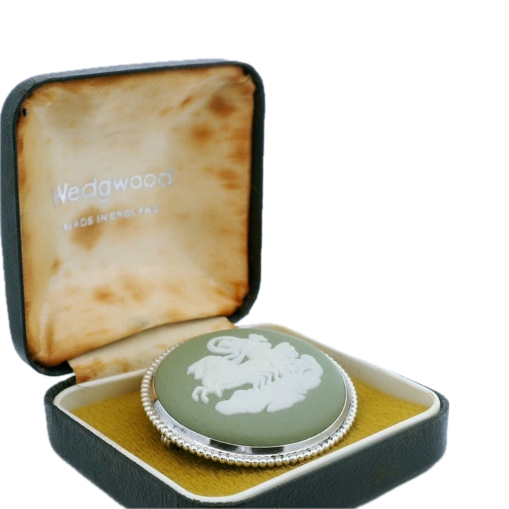 Josiah Wedgwood Jasperware Green Cameo Brooch 1975